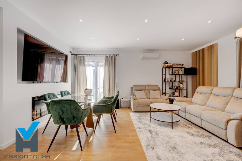 Tunari, vila premium cu gradina si design contemporan.