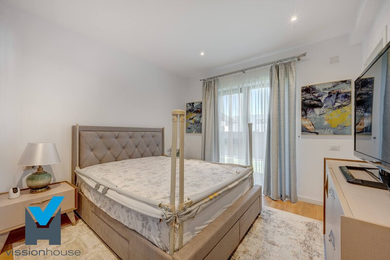 Tunari, vila premium cu gradina si design contemporan.