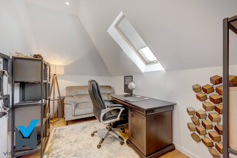 Tunari, vila premium cu gradina si design contemporan.