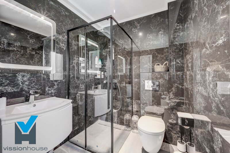 Tunari, vila premium cu gradina si design contemporan.